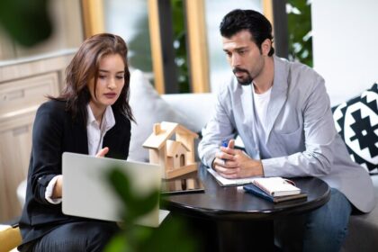 find an estate agent online