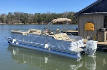 pontoon boat rentals